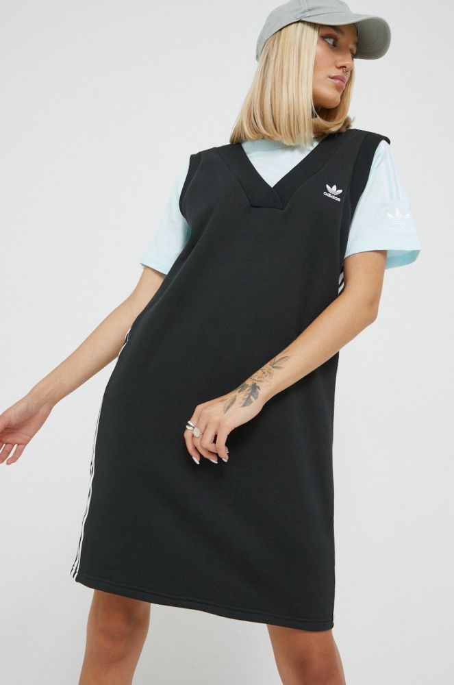 Бавовняна сукня adidas Originals колір чорний mini пряма HM2134-BLACK